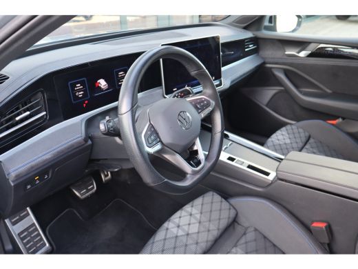 Volkswagen Passat Variant 1.5 eTSI R-Line Business | Achteruitrijcamera | Hill hold functie | Keyless start | Achte... ActivLease financial lease