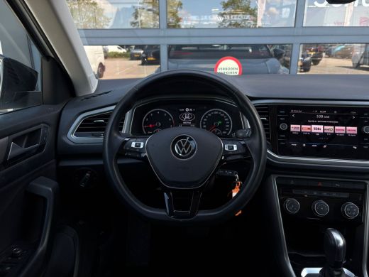 Volkswagen T-Roc 1.5 TSI 150 pk Style 7-DSG | Achteruitrijcamera | Cruise control adaptief | LED koplampen | ActivLease financial lease