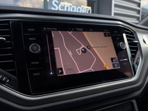 Volkswagen T-Roc 1.5 TSI 150 pk Style 7-DSG | Achteruitrijcamera | Cruise control adaptief | LED koplampen | ActivLease financial lease
