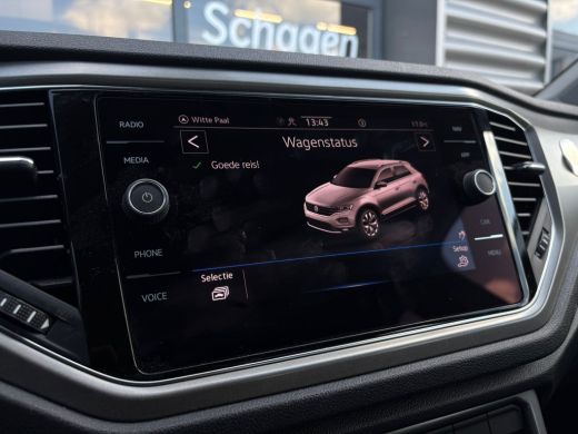 Volkswagen T-Roc 1.5 TSI 150 pk Style 7-DSG | Achteruitrijcamera | Cruise control adaptief | LED koplampen | ActivLease financial lease