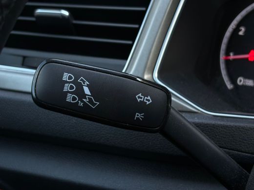 Volkswagen T-Roc 1.5 TSI 150 pk Style 7-DSG | Achteruitrijcamera | Cruise control adaptief | LED koplampen | ActivLease financial lease