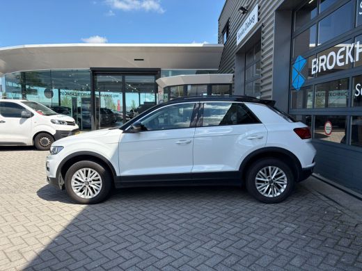 Volkswagen T-Roc 1.5 TSI 150 pk Style 7-DSG | Achteruitrijcamera | Cruise control adaptief | LED koplampen | ActivLease financial lease