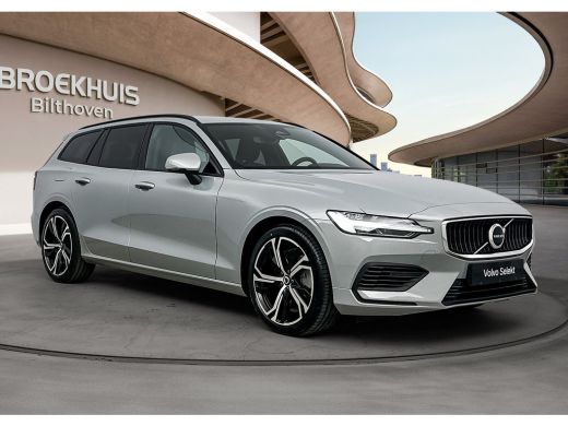 Volvo  V60 T6 AWD Plug-in Essential | Trekhaak | PDC V+A en camera | Stoel + Stuurverwarming | Extra getint ... ActivLease financial lease