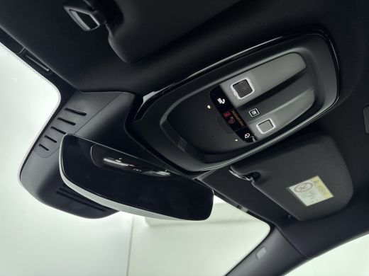 Volvo  V60 T6 AWD Plug-in Essential | Trekhaak | PDC V+A en camera | Stoel + Stuurverwarming | Extra getint ... ActivLease financial lease