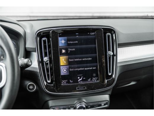 Volvo  XC40 1.5 T4 Recharge Inscription Expression Carplay / Android Auto / Climate Control / ActivLease financial lease