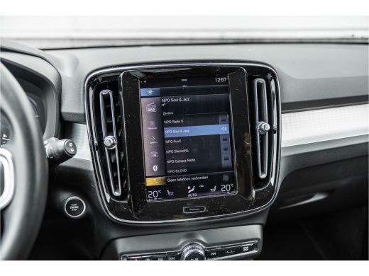 Volvo  XC40 1.5 T4 Recharge Inscription Expression Carplay / Android Auto / Climate Control / ActivLease financial lease