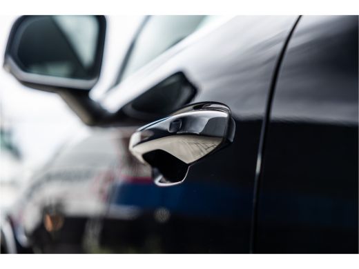 Volvo  XC40 1.5 T4 Recharge Inscription Expression Carplay / Android Auto / Climate Control / ActivLease financial lease