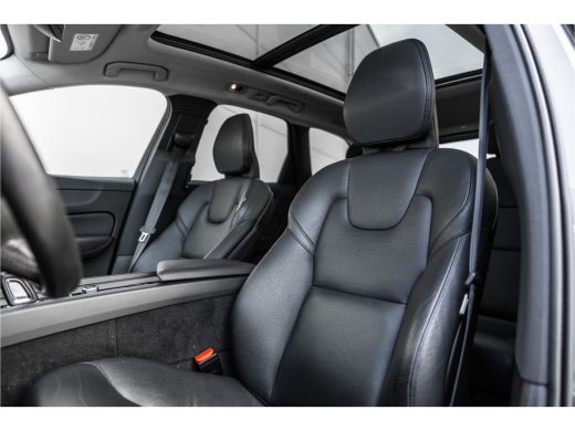 Volvo  XC60 2.0 Recharge T6 AWD Business Pro Leder / Pano / Harman Kardon / Camera / ActivLease financial lease