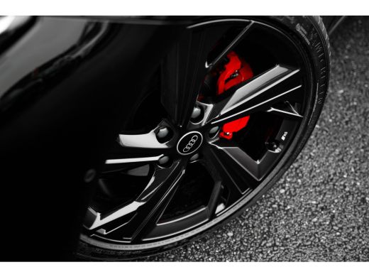 Audi A6 Avant e-tron Avant e-tron S edition | Audi smartphone interface | Comfortsleutel | Elektrisch instelbare voors... ActivLease financial lease