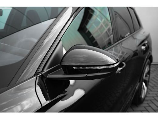 Audi Q6 e-tron S edition | Adaptive air suspension | Adaptive cruise control | Audi sound system ActivLease financial lease
