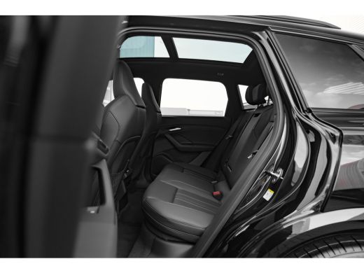 Audi Q6 e-tron S edition | Adaptive air suspension | Adaptive cruise control | Audi sound system ActivLease financial lease