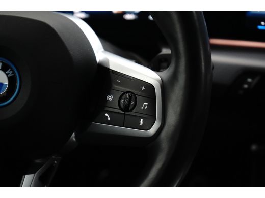 BMW iX1 xDrive30 67 kWh M Sport | Camera | Cruise Control | BTW-Auto | Apple Carplay | Navigatie ActivLease financial lease