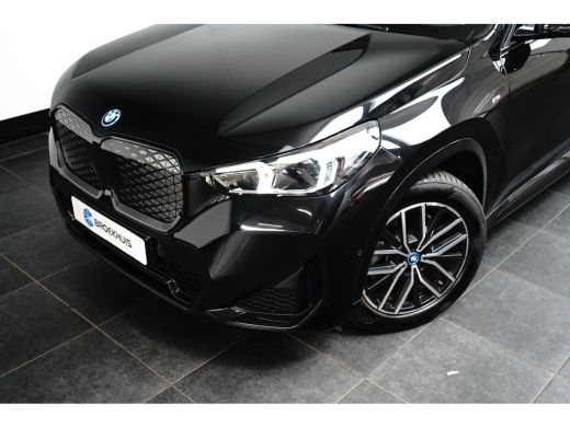 BMW iX1 xDrive30 67 kWh M Sport | Camera | Cruise Control | BTW-Auto | Apple Carplay | Navigatie ActivLease financial lease