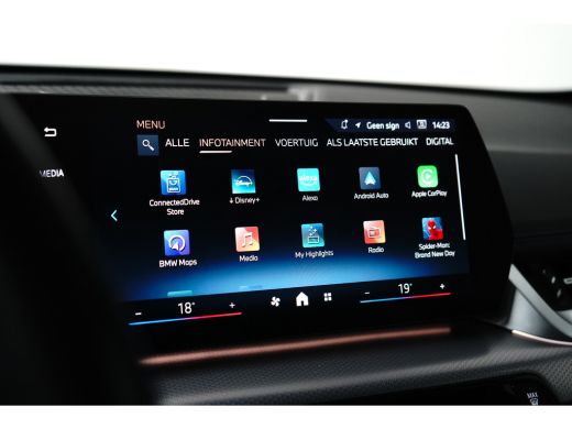 BMW iX1 xDrive30 67 kWh M Sport | Camera | Cruise Control | BTW-Auto | Apple Carplay | Navigatie ActivLease financial lease