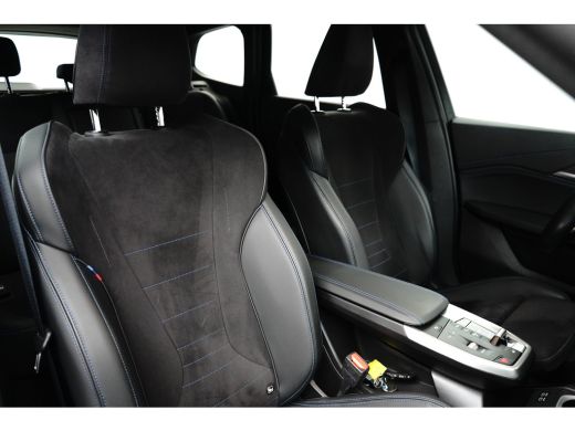 BMW iX1 xDrive30 67 kWh M Sport | Camera | Cruise Control | BTW-Auto | Apple Carplay | Navigatie ActivLease financial lease