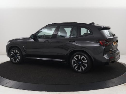 BMW iX3 | SOH 93,8% | Panoramadak | Leder | Stoelverwarming | Adaptive cruise | Carplay | Sfeerverlichtin... ActivLease financial lease