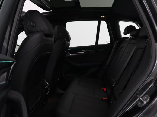 BMW iX3 | SOH 93,8% | Panoramadak | Leder | Stoelverwarming | Adaptive cruise | Carplay | Sfeerverlichtin... ActivLease financial lease