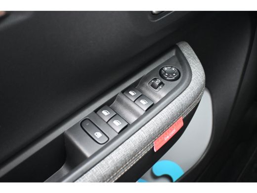 Citroën C3 Aircross 1.2 Turbo 100pk Plus 7p. DEMO-DEAL! Tot 8 Jaar Garantie! | Navigatie | Achteruitrijcamera | Clima... ActivLease financial lease