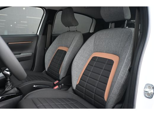 Citroën C3 Aircross 1.2 Turbo 100pk Plus 7p. DEMO-DEAL! Tot 8 Jaar Garantie! | Navigatie | Achteruitrijcamera | Clima... ActivLease financial lease