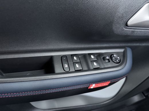 Citroën &euml;-C3 Collection | Achteruitrijcamera | Boordlader 11kW - 3 fasen | Dagrijverlichting ActivLease financial lease