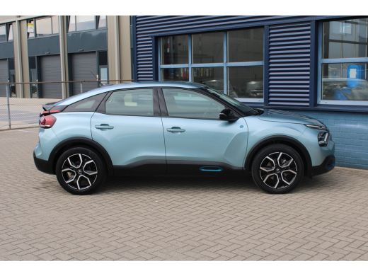 Citroën &euml;-C4 Feel Pack 50 kWh SOH waarde 91,44 | Achterbank in delen neerklapbaar | Achterbank met armsteun en... ActivLease financial lease