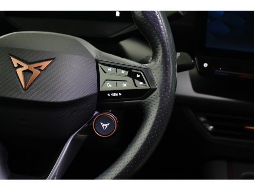 CUPRA Born Copper Edition 82kWh l Camera l Stoel/stuurverwarming l Half Leder l 19" l 231PK! l Parkeersensor... ActivLease financial lease