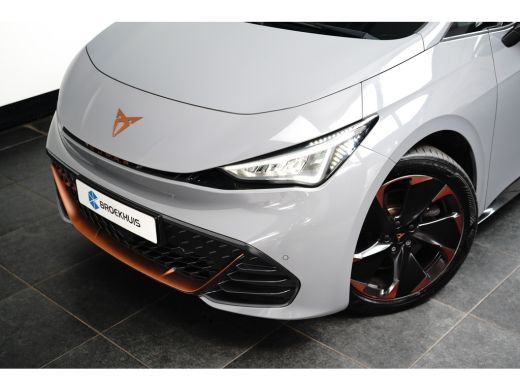 CUPRA Born Copper Edition 82kWh l Camera l Stoel/stuurverwarming l Half Leder l 19" l 231PK! l Parkeersensor... ActivLease financial lease