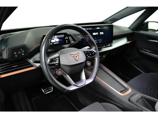 CUPRA Born Copper Edition 82kWh l Camera l Stoel/stuurverwarming l Half Leder l 19" l 231PK! l Parkeersensor... ActivLease financial lease