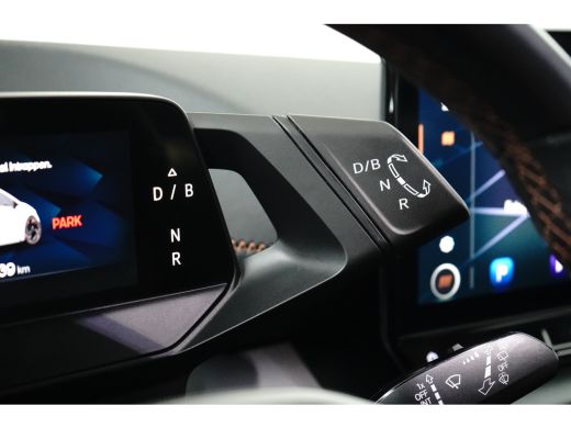 CUPRA Born Copper Edition 82kWh l Camera l Stoel/stuurverwarming l Half Leder l 19" l 231PK! l Parkeersensor... ActivLease financial lease