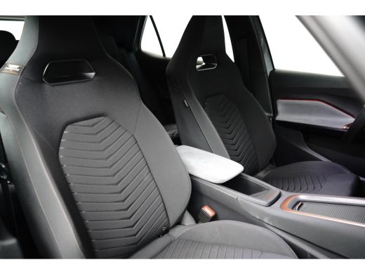 CUPRA Born Copper Edition 82kWh l Camera l Stoel/stuurverwarming l Half Leder l 19" l 231PK! l Parkeersensor... ActivLease financial lease