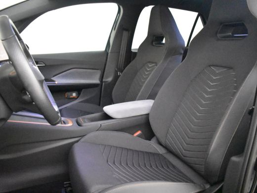 CUPRA Born Essential Limited 63 kWh 231PK | Cruise control adapt | Appel Carplay/Android | Stoel/stuurverwar... ActivLease financial lease