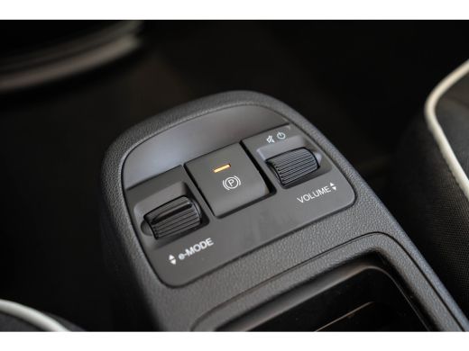 Fiat 500C Urban 24 kWh | SOH 95% | Camera | Stoelverwarming | Parkeersensoren | Apple Carplay & Android Aut... ActivLease financial lease