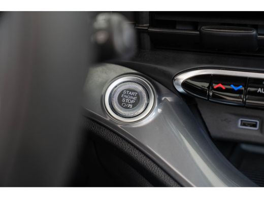 Fiat 500C Urban 24 kWh | SOH 95% | Camera | Stoelverwarming | Parkeersensoren | Apple Carplay & Android Aut... ActivLease financial lease