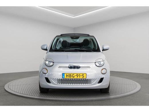 Fiat 500C Urban 24 kWh | SOH 95% | Camera | Stoelverwarming | Parkeersensoren | Apple Carplay & Android Aut... ActivLease financial lease