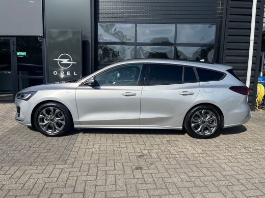 Ford Focus 1.0 EcoBoost Hybrid ST Line AUTOMAAT | STOEL, STUUR &VOORRUITVERWARMING| CLIMATE CONTROL| PARKEER... ActivLease financial lease