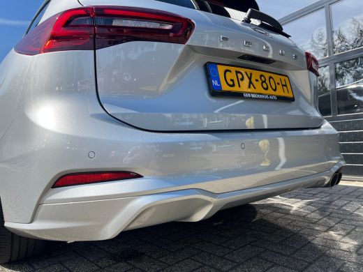 Ford Focus 1.0 EcoBoost Hybrid ST Line AUTOMAAT | STOEL, STUUR &VOORRUITVERWARMING| CLIMATE CONTROL| PARKEER... ActivLease financial lease