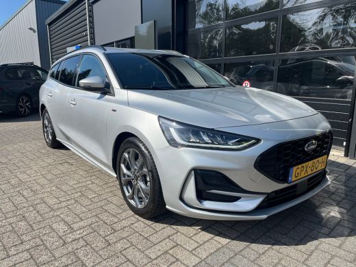 Ford Focus 1.0 EcoBoost Hybrid ST Line AUTOMAAT | STOEL, STUUR &VOORRUITVERWARMING| CLIMATE CONTROL| PARKEER... ActivLease financial lease