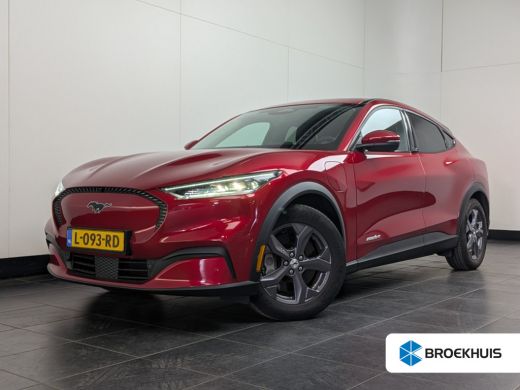 Ford Mustang Mach-E Mach-E RWD 75 kWh l 1e Eigenaar l Leder l SOH 95% l Keyless Entry l Verwarmd Voorruit l Camera l ... ActivLease financial lease