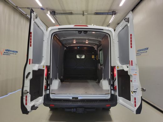 Ford Transit 2.0TDCI L2/H2 2800kg Trekgewicht Euro 6! ActivLease financial lease