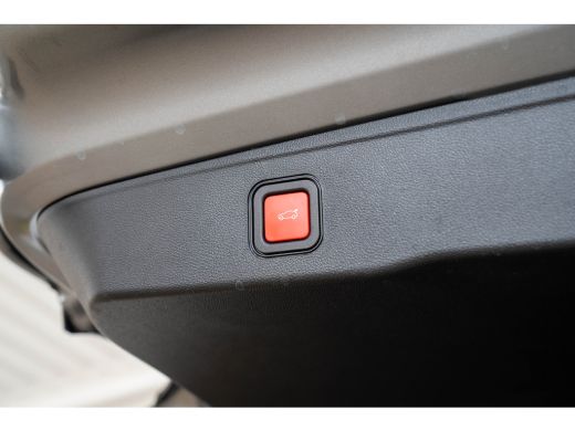Jeep Avenger 1.2 e-Hybrid Summit | Tot 8 Jaar Garantie | Navigatie | Camera | Keyless Entry & Start | Climate ... ActivLease financial lease