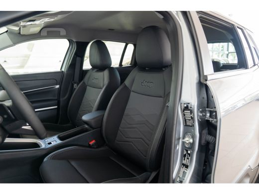 Jeep Avenger 1.2 e-Hybrid Summit | Tot 8 Jaar Garantie | Navigatie | Camera | Keyless Entry & Start | Climate ... ActivLease financial lease