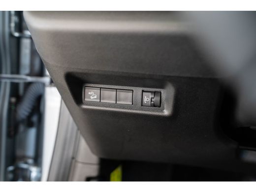 Jeep Avenger 1.2 e-Hybrid Summit | Tot 8 Jaar Garantie | Navigatie | Camera | Keyless Entry & Start | Climate ... ActivLease financial lease