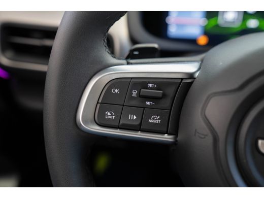 Jeep Avenger 1.2 e-Hybrid Summit | Tot 8 Jaar Garantie | Navigatie | Camera | Keyless Entry & Start | Climate ... ActivLease financial lease