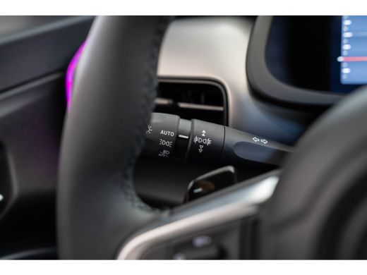 Jeep Avenger 1.2 e-Hybrid Summit | Tot 8 Jaar Garantie | Navigatie | Camera | Keyless Entry & Start | Climate ... ActivLease financial lease