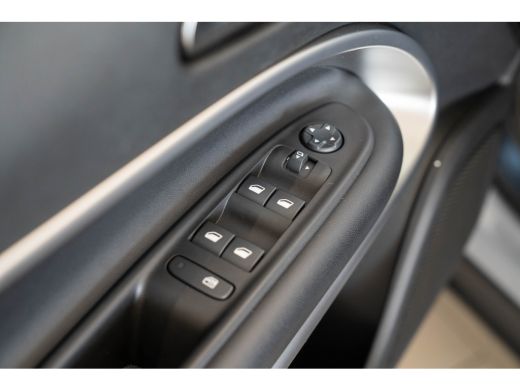 Jeep Avenger 1.2 e-Hybrid Summit | Tot 8 Jaar Garantie | Navigatie | Stoelverwarming | Keyless | Camera | Clim... ActivLease financial lease