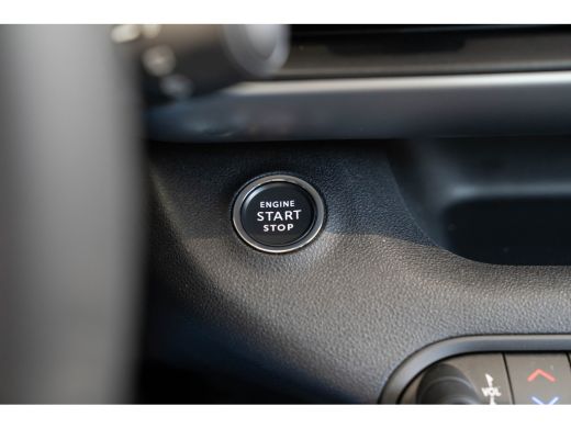 Jeep Avenger 1.2 e-Hybrid Summit | Tot 8 Jaar Garantie | Navigatie | Stoelverwarming | Keyless | Camera | Clim... ActivLease financial lease