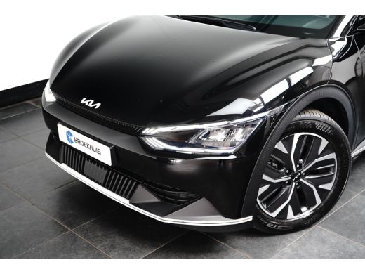 Kia EV6 Edition 77.4 kWh | Stoelverwarming | Camera | Apple Carplay | Adap. Cruise | Leder | BTW-Auto ActivLease financial lease