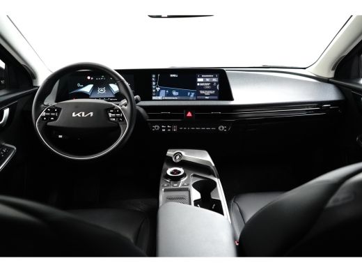 Kia EV6 Edition 77.4 kWh | Stoelverwarming | Camera | Apple Carplay | Adap. Cruise | Leder | BTW-Auto ActivLease financial lease