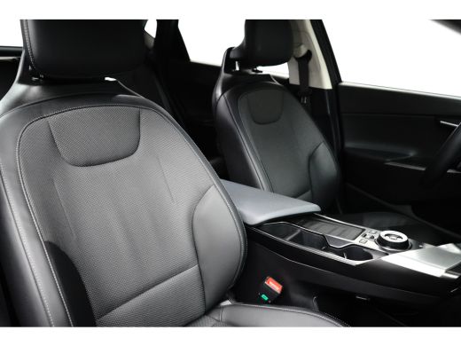 Kia EV6 Edition 77.4 kWh | Stoelverwarming | Camera | Apple Carplay | Adap. Cruise | Leder | BTW-Auto ActivLease financial lease