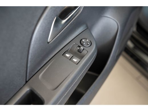 Opel Corsa 1.2 Level 2 | Camera | Parkeesensoren | Apple Carplay & Android Auto | Lichtmetalen velgen | Airc... ActivLease financial lease